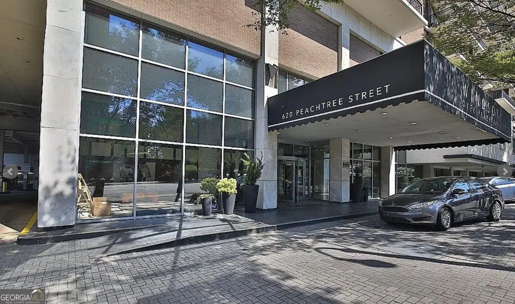 620 Peachtree St NE Apt 1211