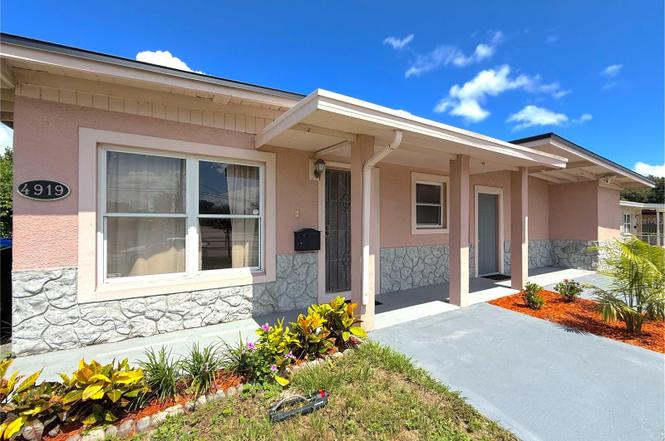 4919 Indialantic Dr