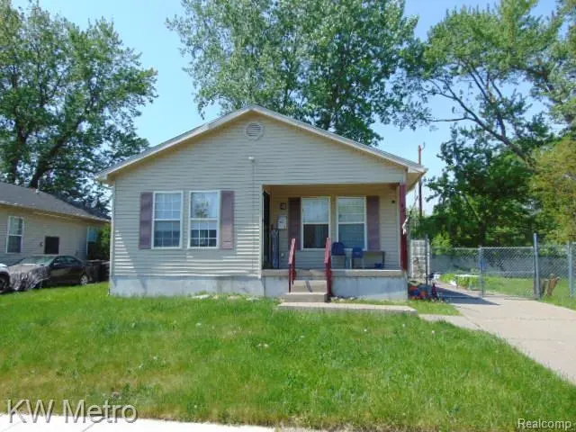 445 Navahoe St