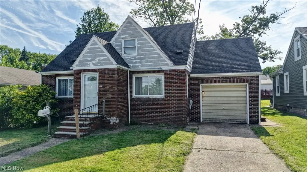 679 Mohawk Ave