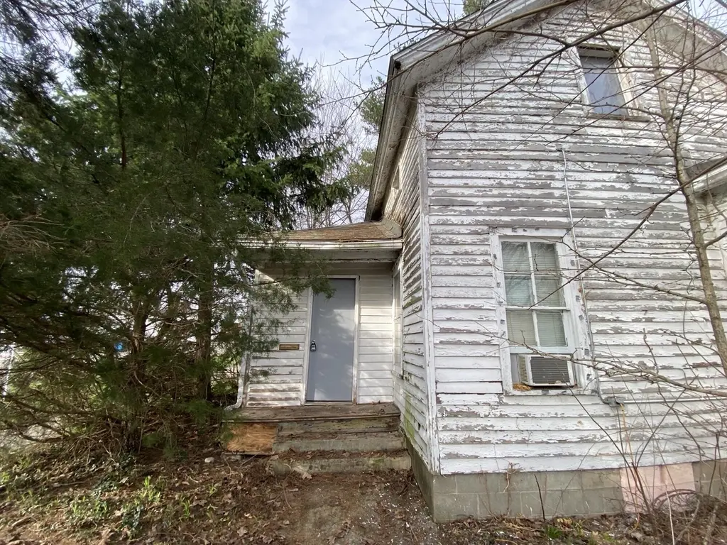 111 E St Marys St