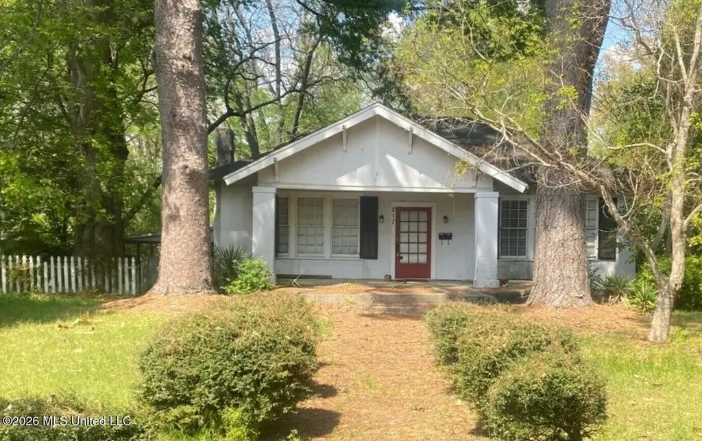 217 E Center St