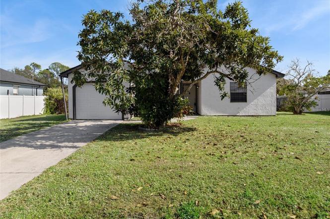 2861 Detached Cir SE
