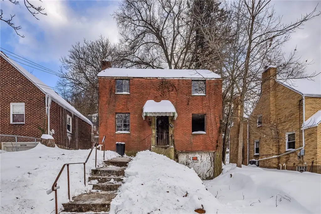 2132 Laketon Rd