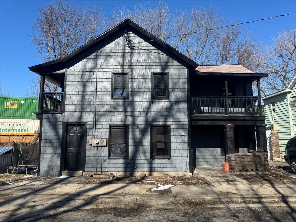 62 Gerard Ave