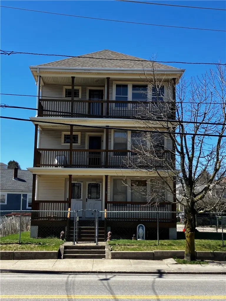 303 305 Webster Ave