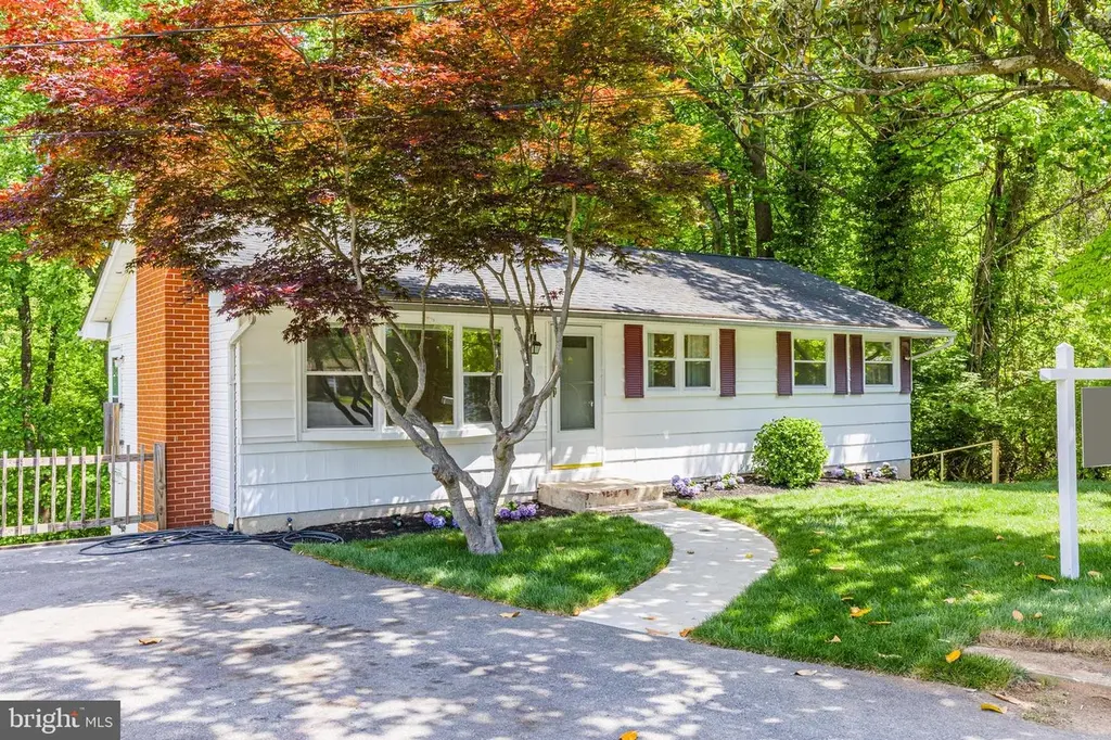 20 Washington Dr