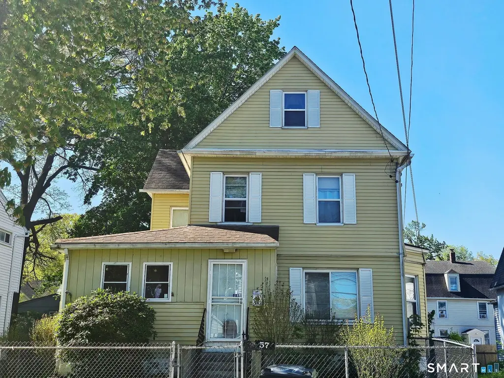 57 Burnham St