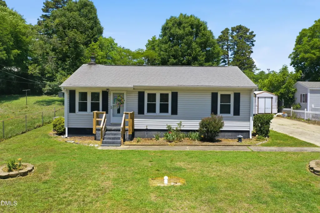 521 Graham Dr