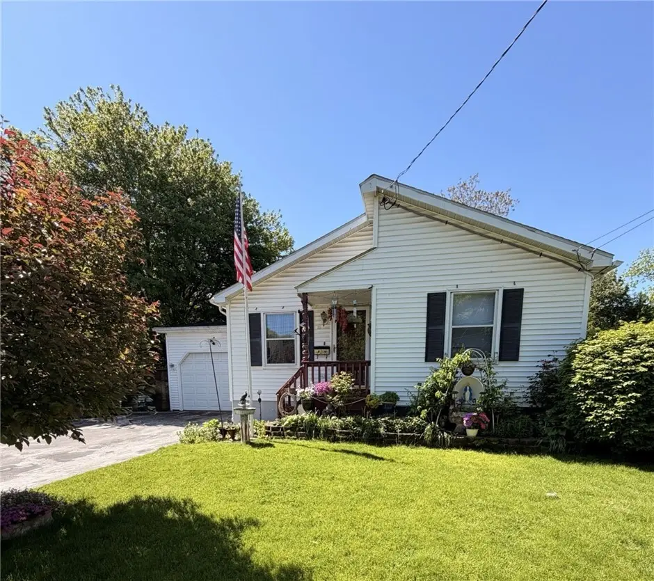 11 Alice St