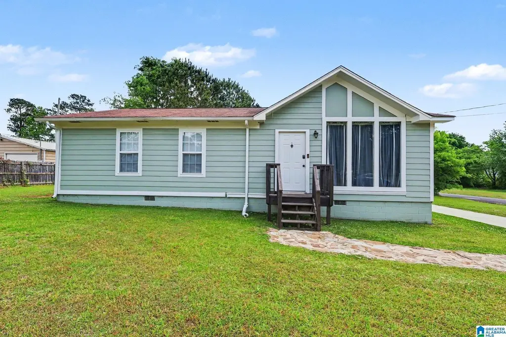 718 Natchez Trl