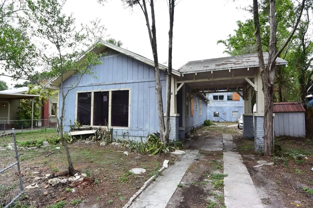 111 W Powhatan Ave