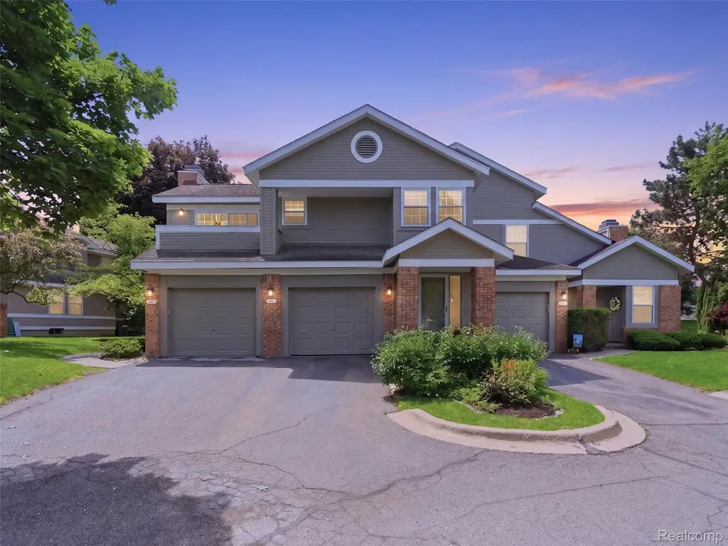 6605 Firestone Ct