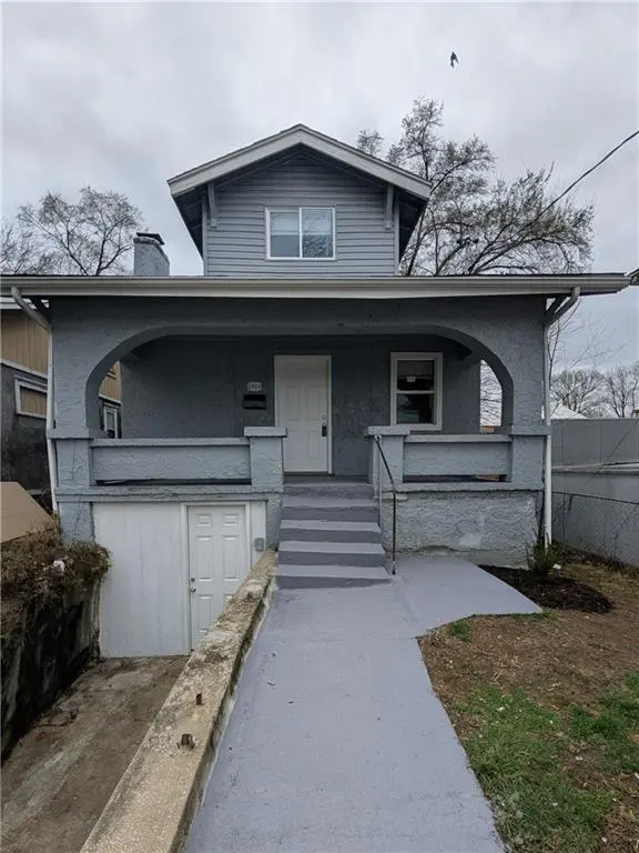 2404 Denver Ave