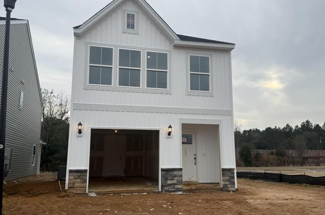 302 Tartan Rd