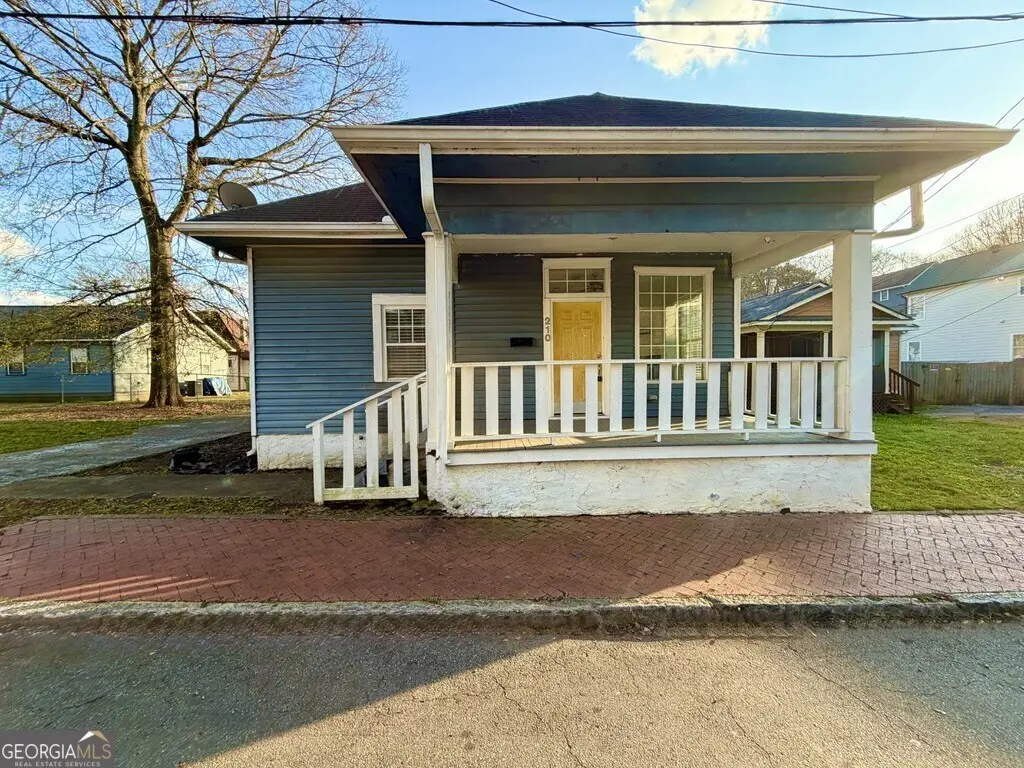 210 Tennessee Ave SW