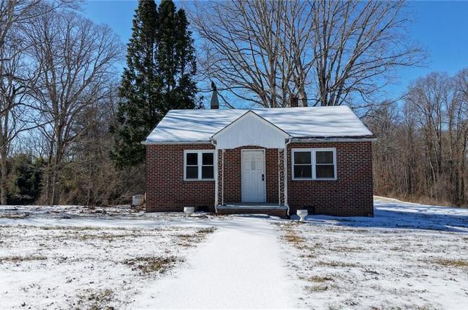 1676 Clingman Rd