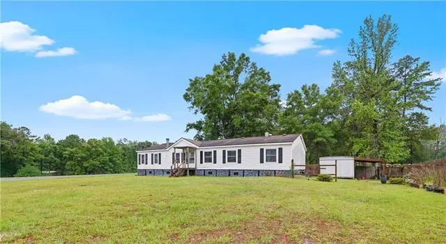 22 Sandy Ln