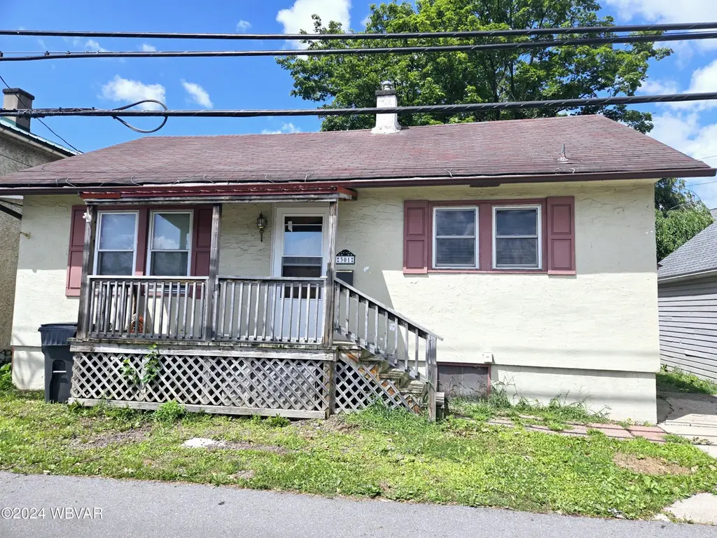 301 Catherine St
