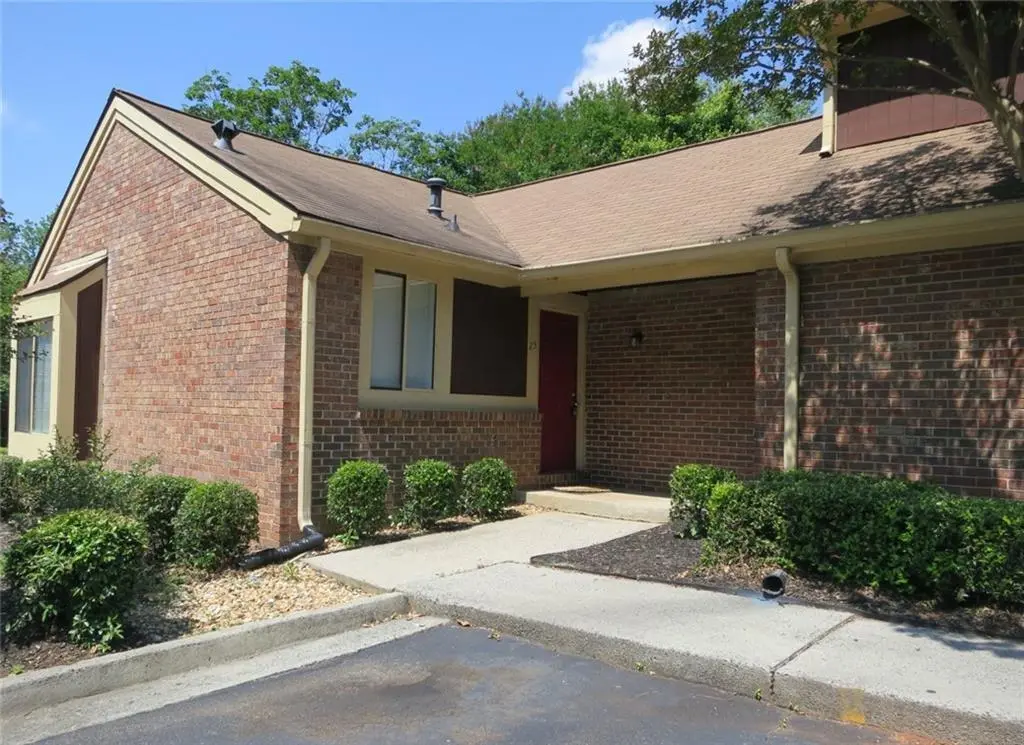 25 Country Place Ct