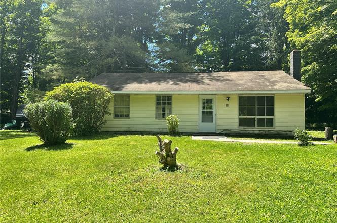 2 Forest Dr