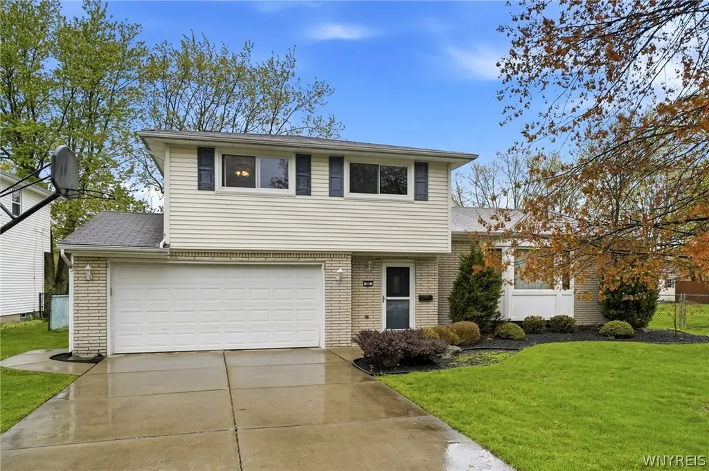 86 Tartan Ln