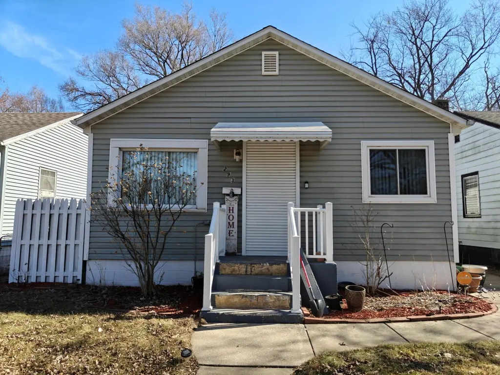 293 Calhoun St