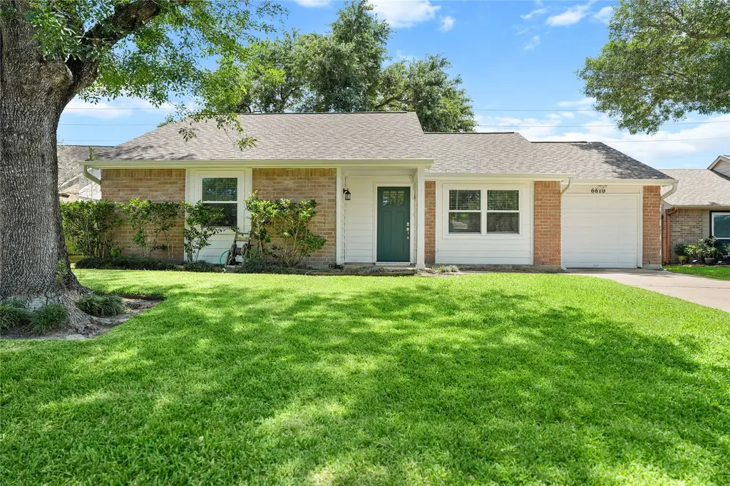 6610 Blue Ridge Dr