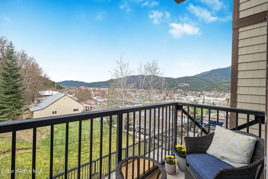 308 Ohio Ave Unit 202