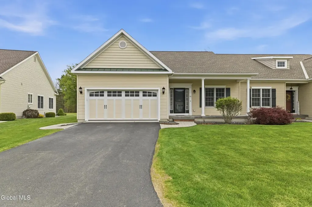 52 Averill Ave