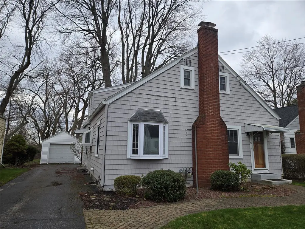 3 Celia Dr