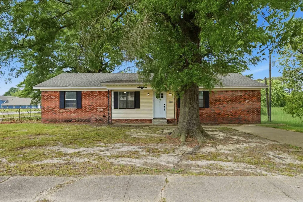 2505 Fairfield