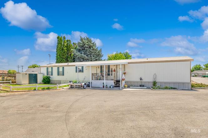 1401 N Midland Trlr 9