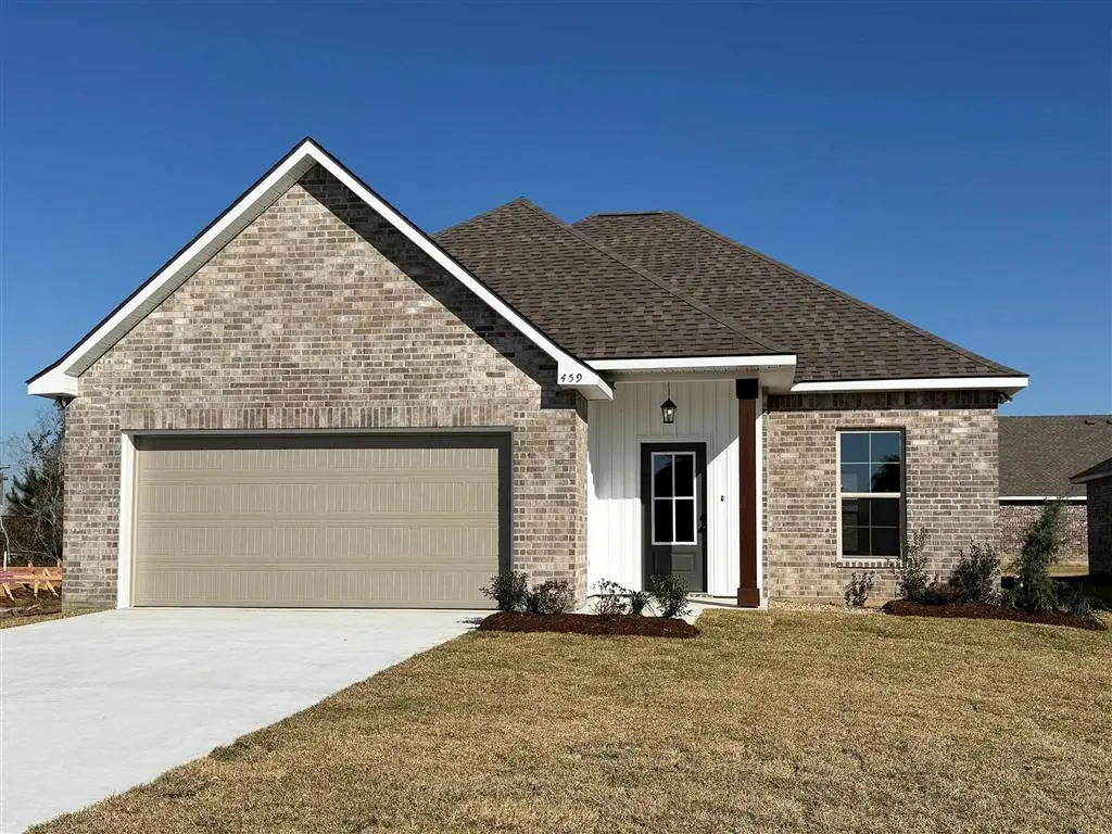 459 Garren Ln