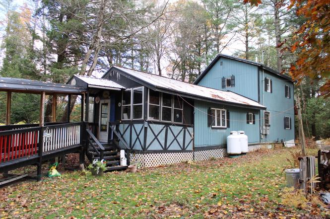 735 Sandy River Rd