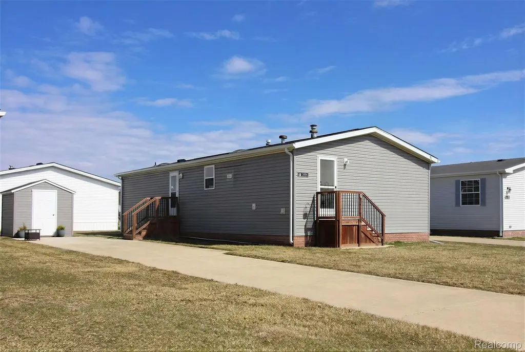 3539 Berry Dr