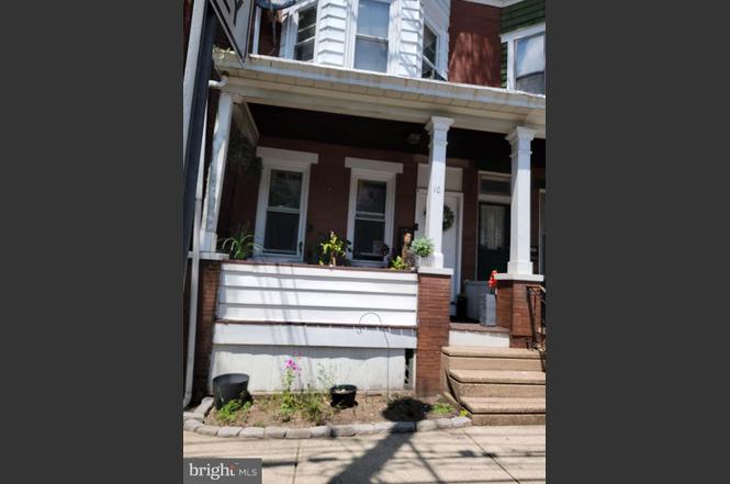 10 Cliff St