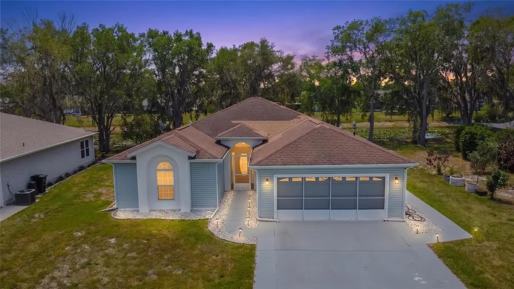 127 N Golf Harbor Path
