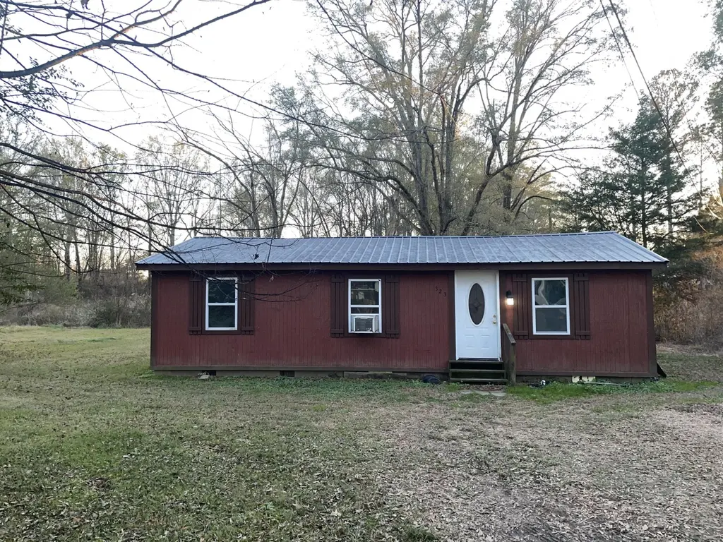 323 Old Hwy 45