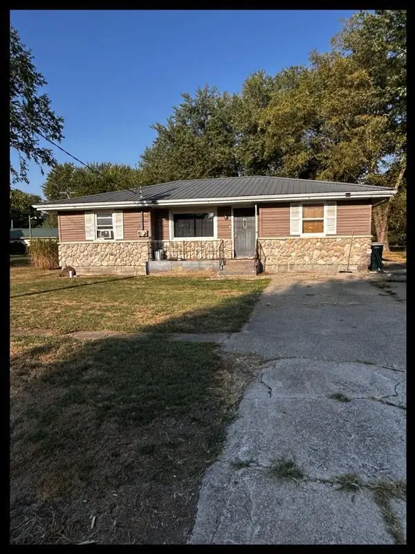 208 N Macon St