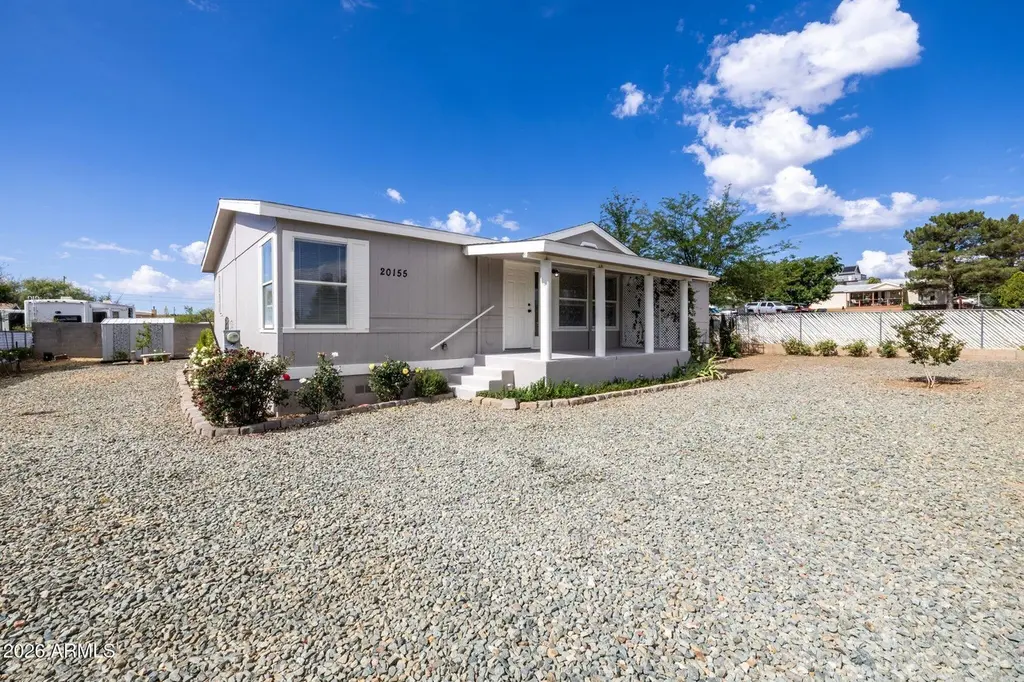 20155 E Mingus Dr
