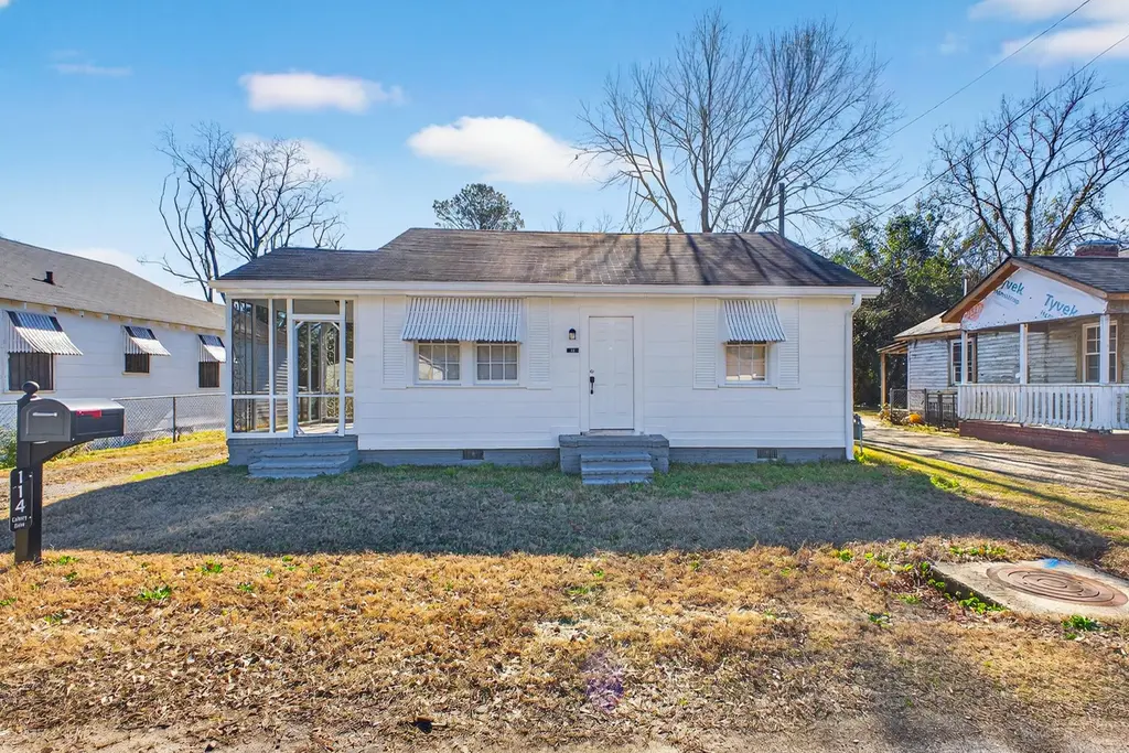 114 Calvary Dr