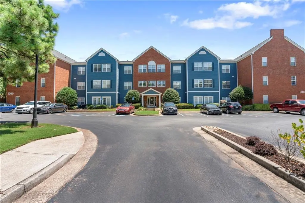 3300 Dogwood Dr #311