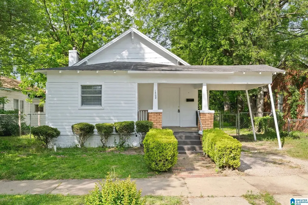 1308 Sloan Ave
