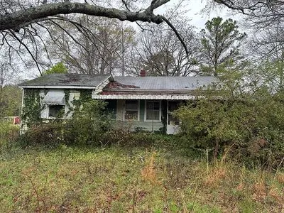 261 Wesley Chapel Rd