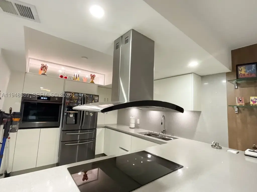 1301 NE Miami Gardens Dr Unit 501W