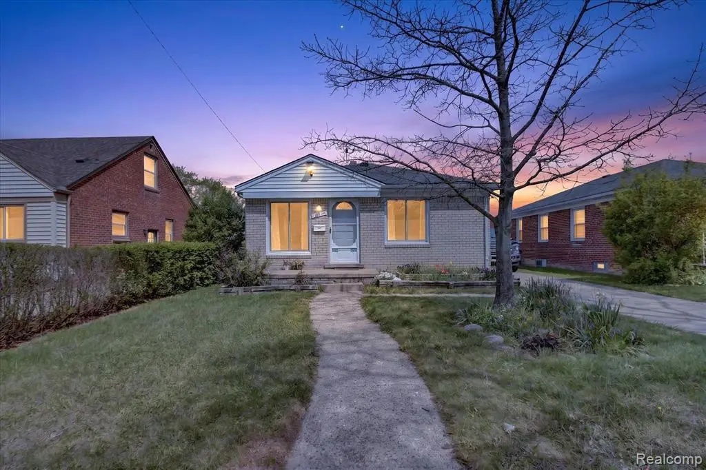 17706 Centralia