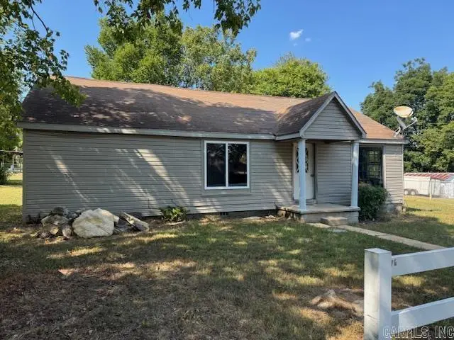 77 Mock St