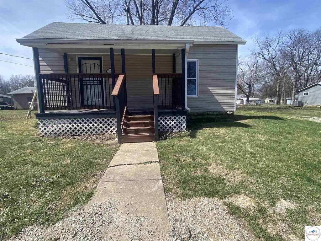 205 N Eighth St