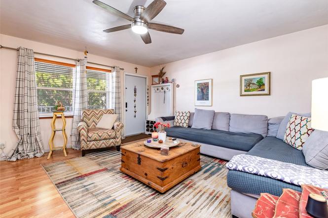 810 Lake Shore Dr #25